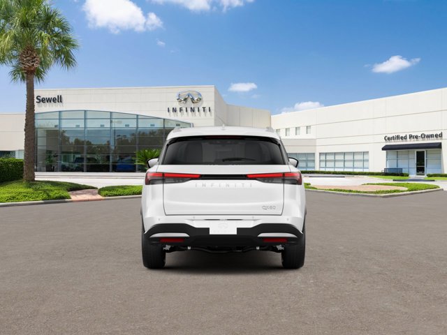 New 2027 RADIANT WHITE INFINITI LUXE image 2